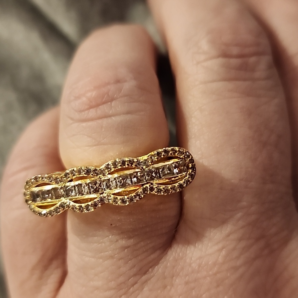 Costume ring - Picture 2 of 3